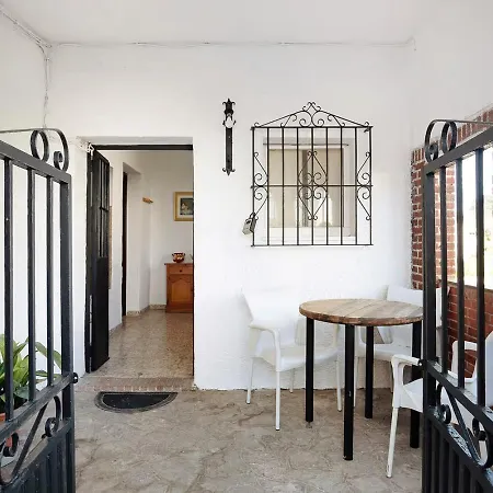 Cruce De Castro Holiday home *